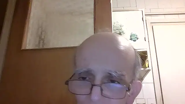 Snapshot of mariusica1@xh chatting on 03.09.26 mariusica1xh online show from 03.09.26