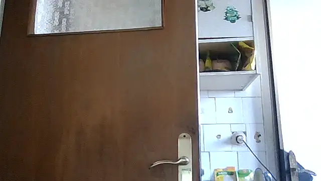 Snapshot of mariusica1@xh chatting on 03.11.26 mariusica1xh online show from 03.11.26