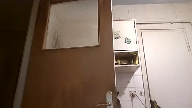 Snapshot of mariusica1@xh chatting on 03.24.26 mariusica1xh online show from 03.24.26