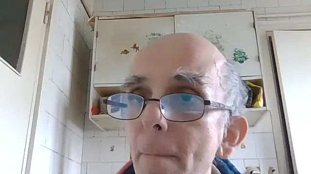 Snapshot of mariusica1@xh chatting on 03.27.26 mariusica1xh online show from 03.27.26