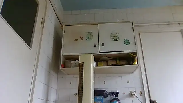 Snapshot of mariusica1@xh chatting on 03.28.26 mariusica1xh online show from 03.28.26