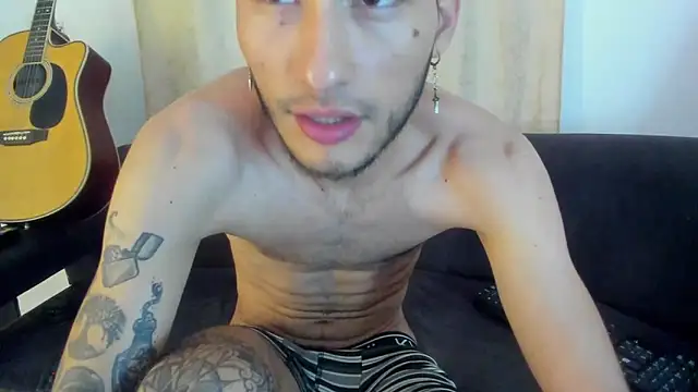 Snapshot of Henrikk_senn chatting on 11.09.25 Henrikk senn online show from 11.09.25