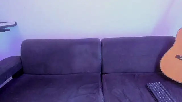 Henrikk senn online show from 04.12.26