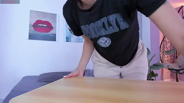 Snapshot of Angela_donnato chatting on 10.03.25 Angela donnato online show from 10.03.25