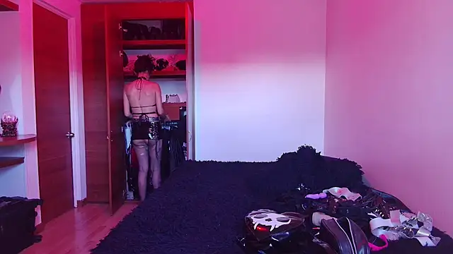 Snapshot of bellatrix25 chatting on 02.01.25 bellatrix25 online show from 02.01.25