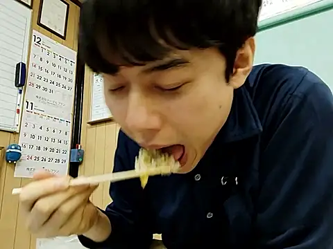 whitebriefboy online show from 11.09.25