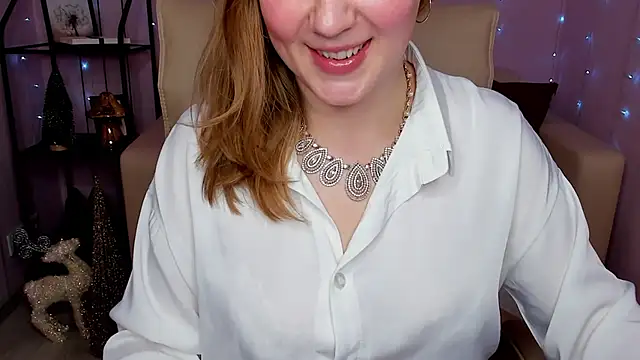 Snapshot of Helens_love chatting on 12.31.24 Helens love online show from 12.31.24
