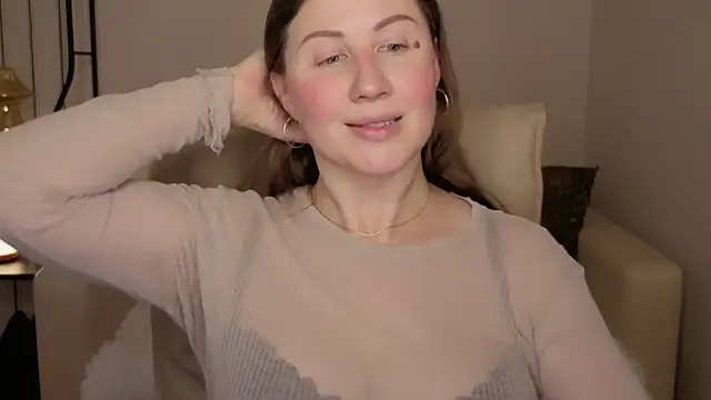 Snapshot of Helens_love chatting on 10.29.25 Helens love online show from 10.29.25