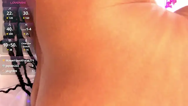 Snapshot of ebony_hot1 chatting on 12.28.24 ebony hot1 online show from 12.28.24