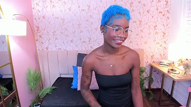 amber-hill online show from 03.02.26