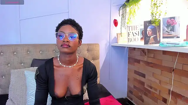 amber-hill online show from 07.18.26
