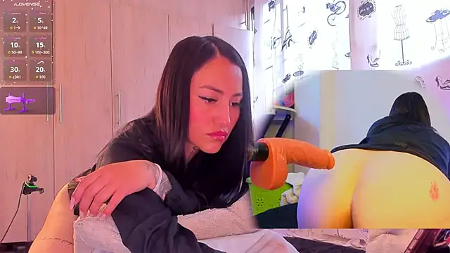 jolee   online show from 04.12.26