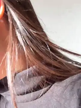 Snapshot of Sweet-Angel999 chatting on 12.16.24 Sweet-Angel999 online show from 12.16.24