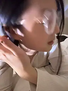 Snapshot of Sweet-Angel999 chatting on 12.24.24 Sweet-Angel999 online show from 12.24.24