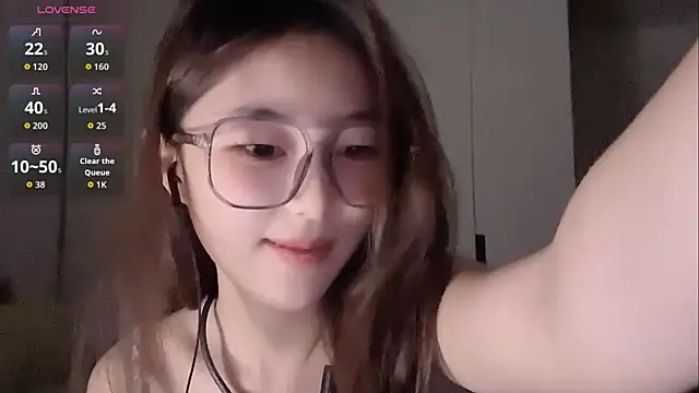 Snapshot of Sweet-Angel999 chatting on 09.14.25 Sweet-Angel999 online show from 09.14.25