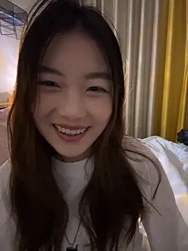 Snapshot of Sweet-Angel999 chatting on 02.01.26 Sweet-Angel999 online show from 02.01.26