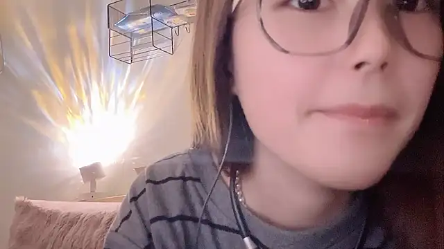 Snapshot of Sweet-Angel999 chatting on 02.07.26 Sweet-Angel999 online show from 02.07.26