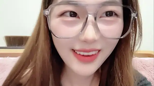 Snapshot of Sweet-Angel999 chatting on 02.23.26 Sweet-Angel999 online show from 02.23.26