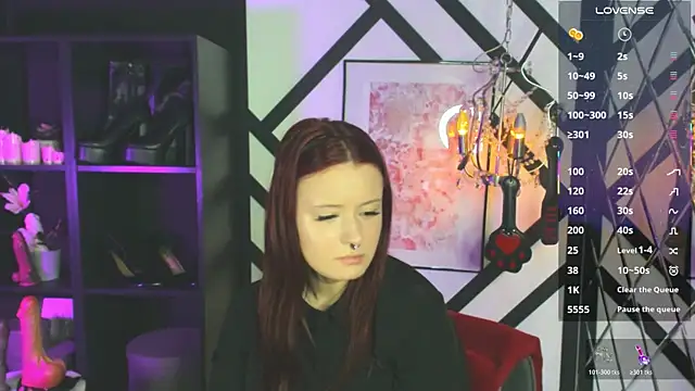 Lily Moonlight online show from 04.12.26