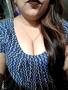 Beautyy38 online show from 02.26.25