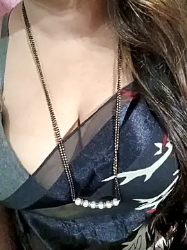 Beautyy38 online show from 11.11.25