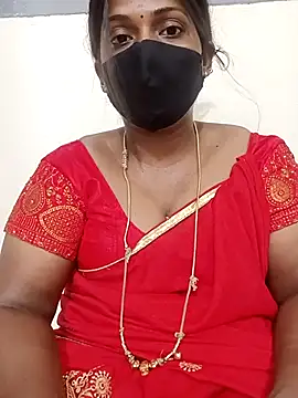 Snapshot of Renuma chatting on 02.20.25 Renuma online show from 02.20.25