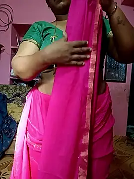 Snapshot of Renuma chatting on 09.25.25 Renuma online show from 09.25.25