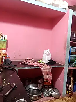 Snapshot of Renuma chatting on 11.07.25 Renuma online show from 11.07.25