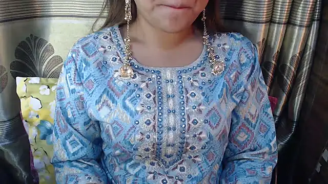 Snapshot of queen_angelina chatting on 01.16.26 queen angelina online show from 01.16.26