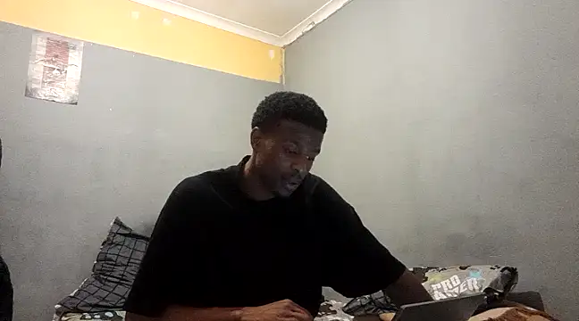 Snapshot of Amazea24 chatting on 02.11.25 Amazea24 online show from 02.11.25