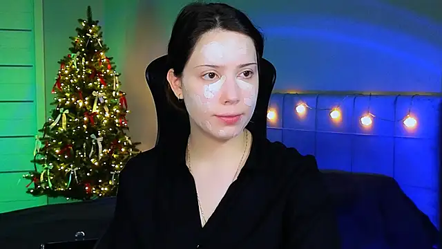 Snapshot of Stacy_Gonzales_ chatting on 12.21.24 Stacy Gonzales  online show from 12.21.24