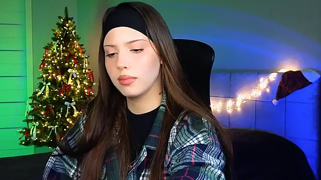 Snapshot of Stacy_Gonzales_ chatting on 01.22.25 Stacy Gonzales  online show from 01.22.25