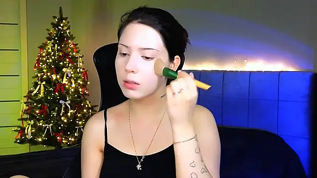 Snapshot of Stacy_Gonzales_ chatting on 01.28.25 Stacy Gonzales  online show from 01.28.25