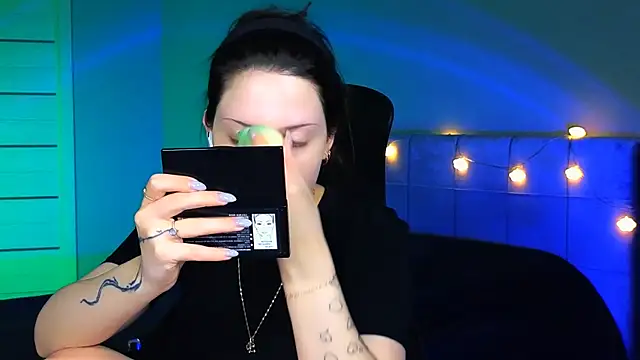 Snapshot of Stacy_Gonzales_ chatting on 03.12.25 Stacy Gonzales  online show from 03.12.25