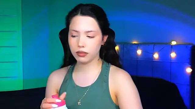 Snapshot of Stacy_Gonzales_ chatting on 03.19.25 Stacy Gonzales  online show from 03.19.25