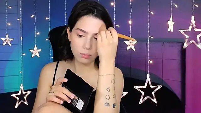 Snapshot of Stacy_Gonzales_ chatting on 10.14.25 Stacy Gonzales  online show from 10.14.25