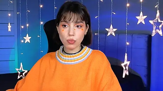 Snapshot of Stacy_Gonzales_ chatting on 10.31.25 Stacy Gonzales  online show from 10.31.25