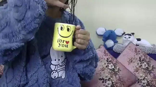 Snapshot of WildRuhi20 chatting on 01.08.25 WildRuhi20 online show from 01.08.25