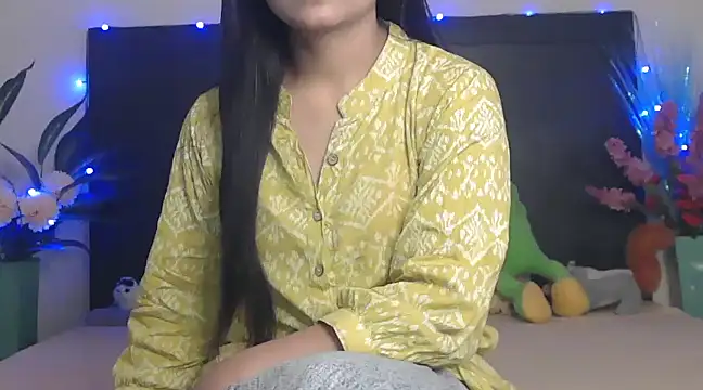 Snapshot of WildRuhi20 chatting on 03.09.25 WildRuhi20 online show from 03.09.25