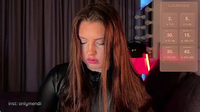 Snapshot of MENNDI chatting on 02.21.25 MENNDI online show from 02.21.25