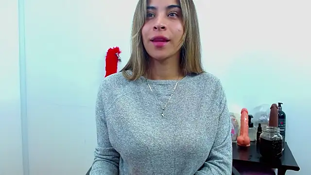 JessicaRabbit04 online show from 01.15.25