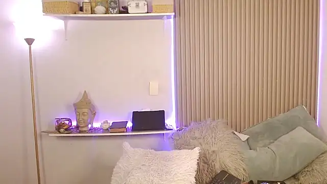 Snapshot of sammy_quinn chatting on 02.08.25 sammy quinn online show from 02.08.25