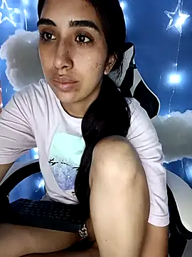 ifeelverywet andhot online show from 11.26.25