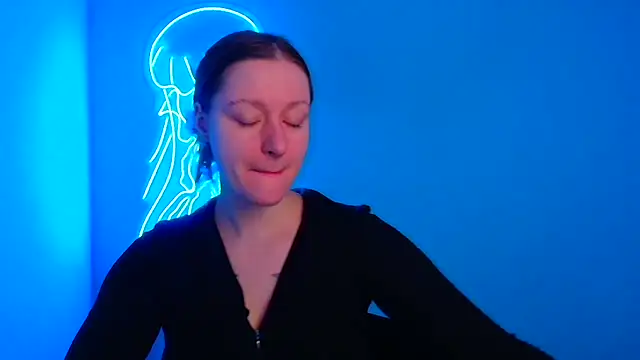 Snapshot of Fantasy_July chatting on 01.15.25 Fantasy July online show from 01.15.25