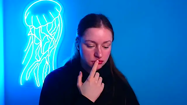 Snapshot of Fantasy_July chatting on 01.27.25 Fantasy July online show from 01.27.25