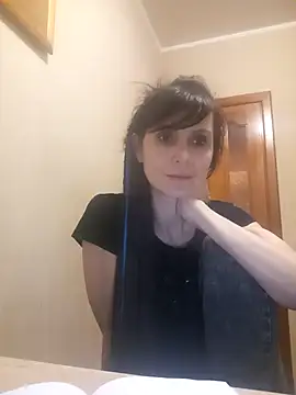 Francenia lolis online show from 10.29.25