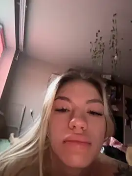 -Sexy Barbie- online show from 11.10.25