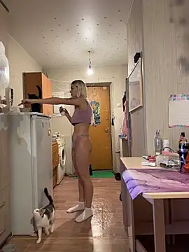 -Sexy Barbie- online show from 11.11.25