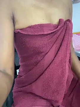 juliya Les online show from 04.22.26