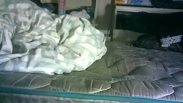 Snapshot of DI4MOND_FIR3 chatting on 05.17.26 DI4MOND FIR3 online show from 05.17.26